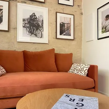 Tres Bel Appartement Avec Jardin Reposant Angers Exterior photo