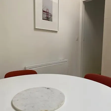 Tres Bel Appartement Avec Jardin Reposant Angers Exterior photo