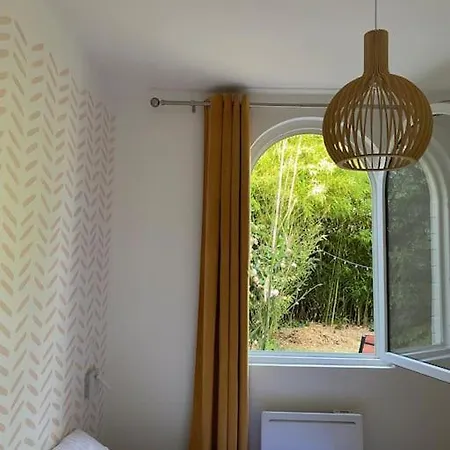 Tres Bel Appartement Avec Jardin Reposant Angers Exterior photo